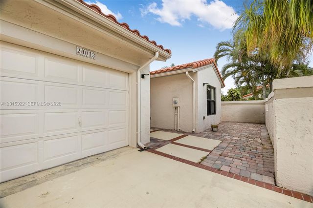 20013 Mona Circle, Boca Raton, FL 33434