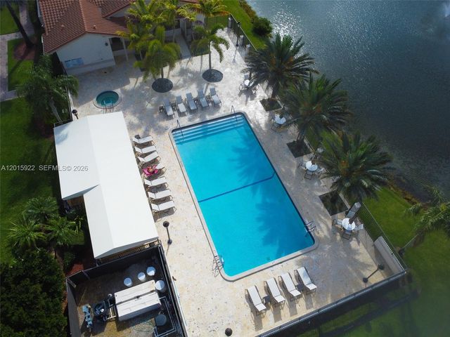 20013 Mona Circle, Boca Raton, FL 33434