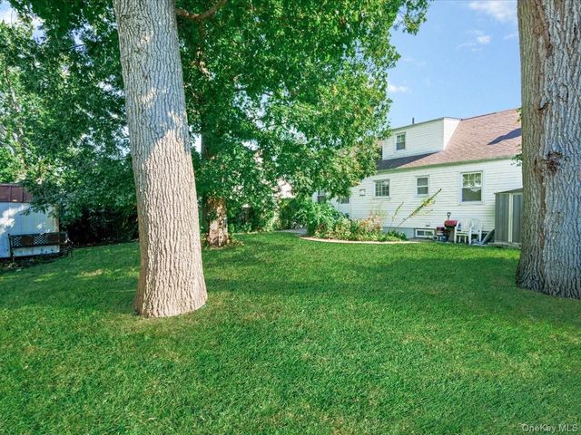 712 Partridge Avenue, West Hempstead, NY 11552