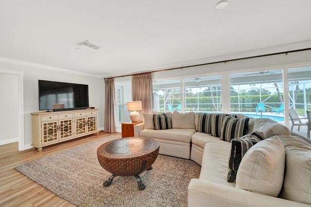 341 Glenbrook Drive, Atlantis, FL 33462