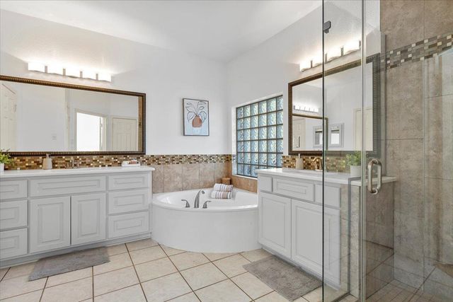 3313 Oxsheer DR, Austin, TX 78732