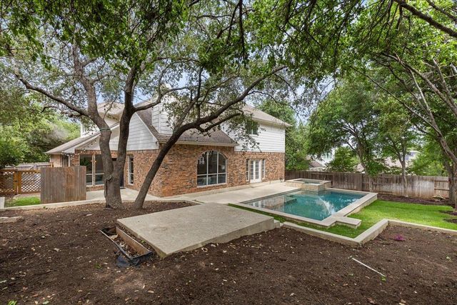 3313 Oxsheer DR, Austin, TX 78732