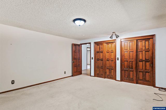 1995 History Ct S, Salem, OR 97302