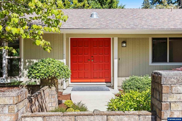 1995 History Ct S, Salem, OR 97302