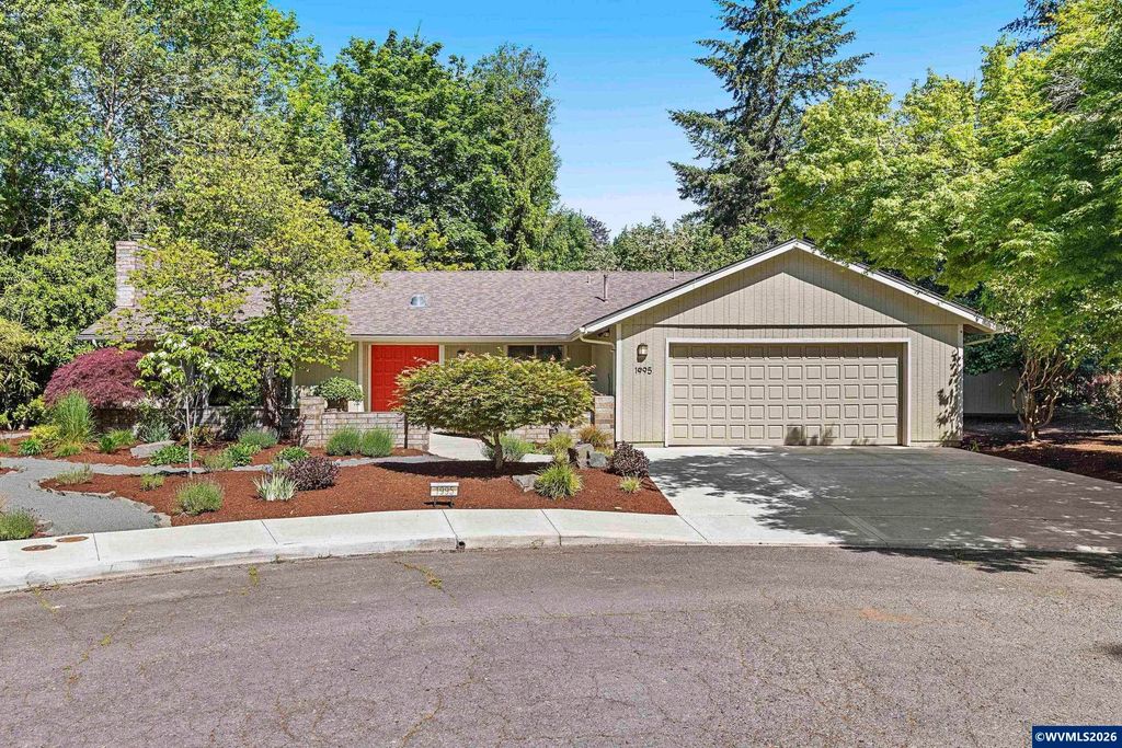 1995 History Ct S, Salem, OR 97302