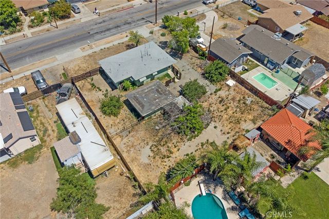541 S Buena Vista, Hemet, CA 92543