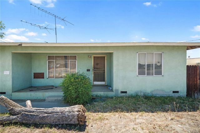 541 S Buena Vista, Hemet, CA 92543