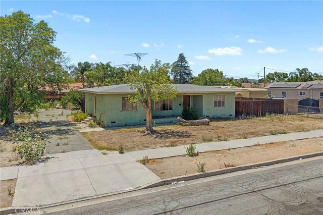 541 S Buena Vista, Hemet, CA 92543