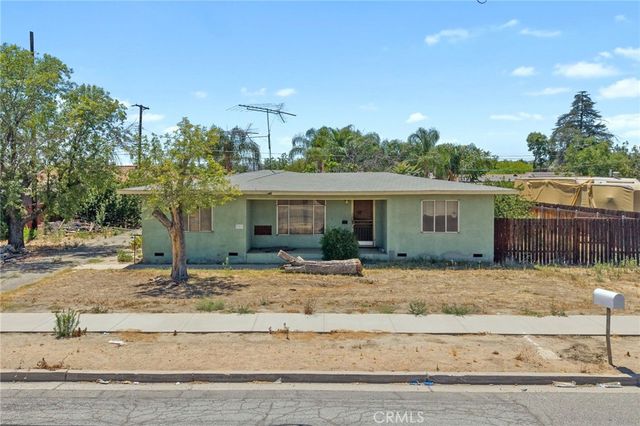 541 S Buena Vista, Hemet, CA 92543