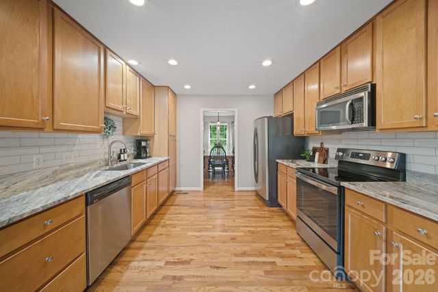77 Sherry Lane, Leicester, NC 28748
