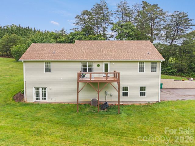 77 Sherry Lane, Leicester, NC 28748