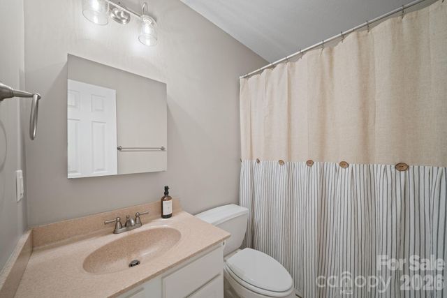 77 Sherry Lane, Leicester, NC 28748