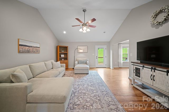 77 Sherry Lane, Leicester, NC 28748