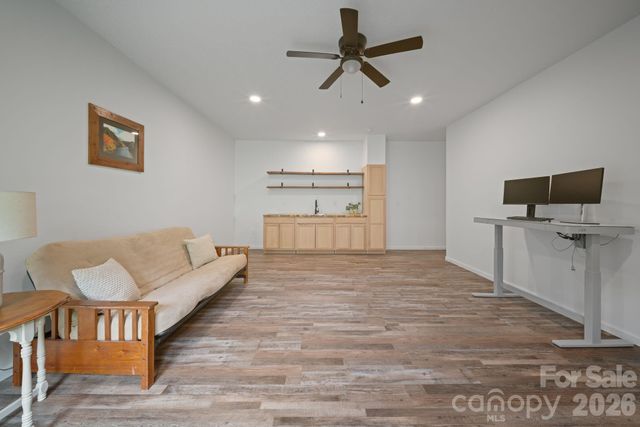 77 Sherry Lane, Leicester, NC 28748