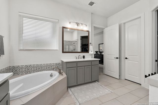 8511 Nichols Sky, Boerne, TX 78015