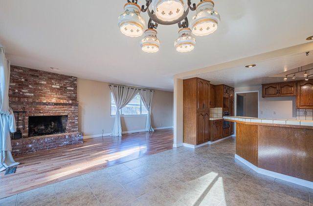 1007 Driftwood Place, Salinas, CA 93901