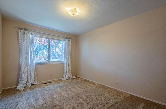 1007 Driftwood Place, Salinas, CA 93901