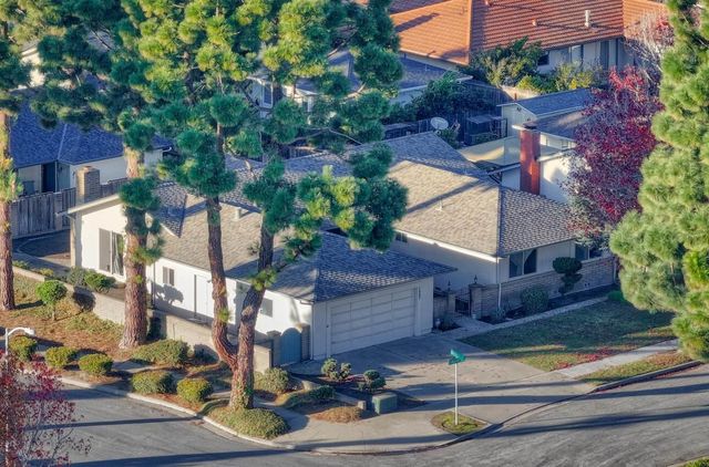 1007 Driftwood Place, Salinas, CA 93901