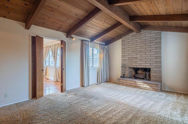 1007 Driftwood Place, Salinas, CA 93901