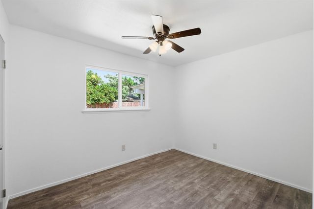 4907 E Platt Avenue, Fresno, CA 93727