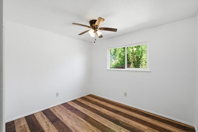 4907 E Platt Avenue, Fresno, CA 93727