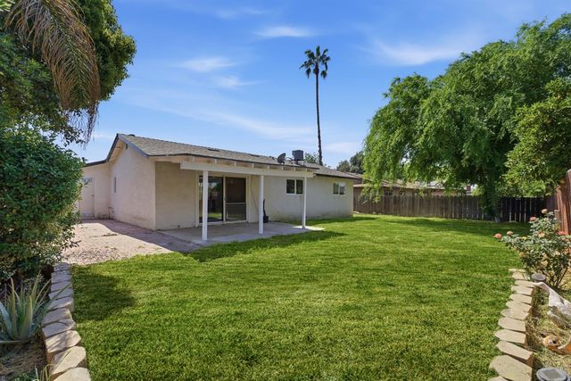 4907 E Platt Avenue, Fresno, CA 93727