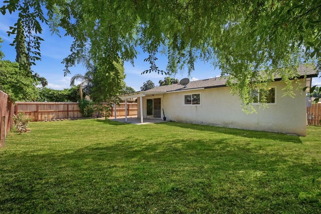 Image 21 of property listing at 4907 E Platt Avenue, Fresno, CA 93727