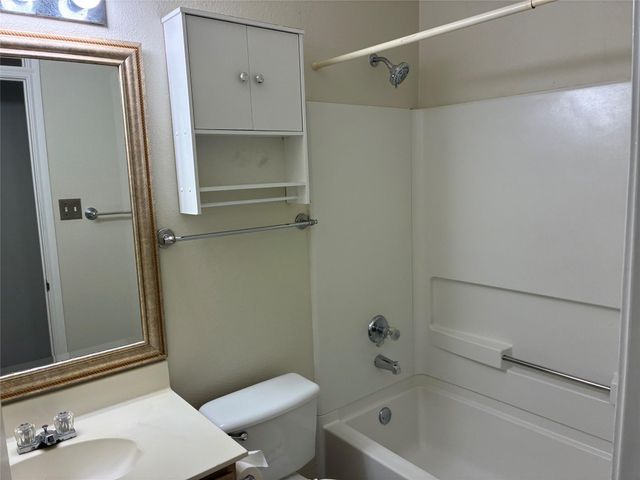 2716 Vinson CT, Round Rock, TX 78664