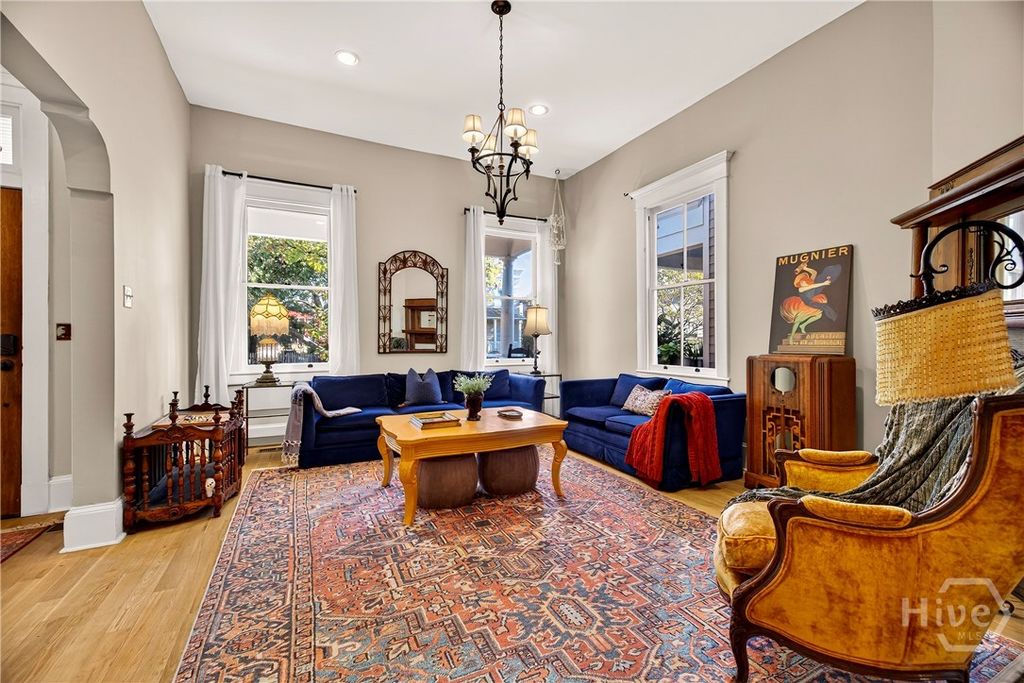 Image 4 of property listing at 513 E Henry Street, Savannah, GA 31401