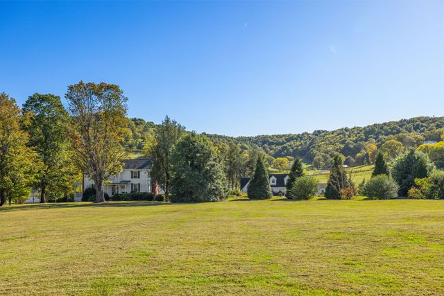 2133 Allisona Rd, Eagleville, TN 37060