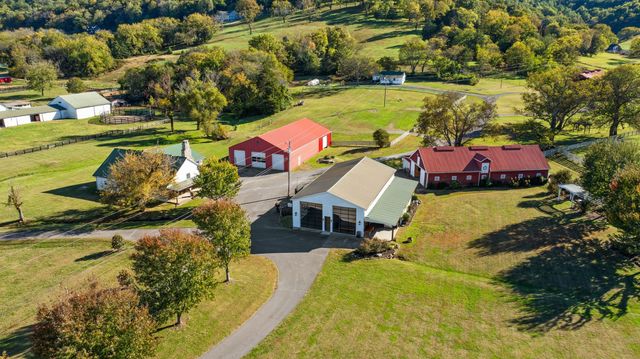 2133 Allisona Rd, Eagleville, TN 37060