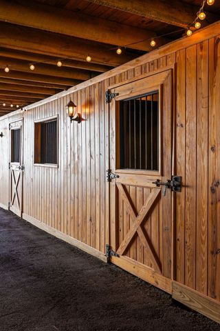 2133 Allisona Rd, Eagleville, TN 37060