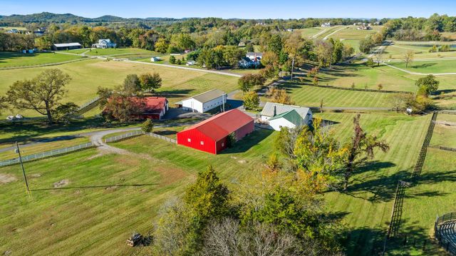 2133 Allisona Rd, Eagleville, TN 37060