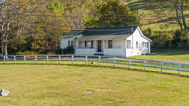 2133 Allisona Rd, Eagleville, TN 37060