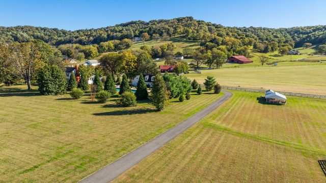 2133 Allisona Rd, Eagleville, TN 37060