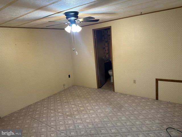 1027 PINE CIR, Telford, PA 18969