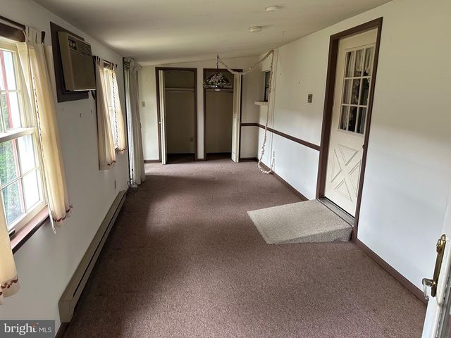 1027 PINE CIR, Telford, PA 18969