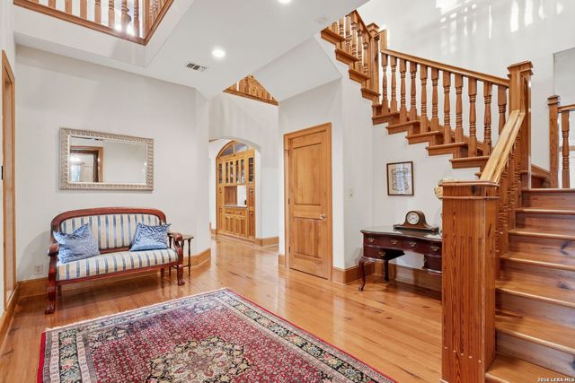 7419 SECRETARIAT LN, Fair Oaks Ranch, TX 78015