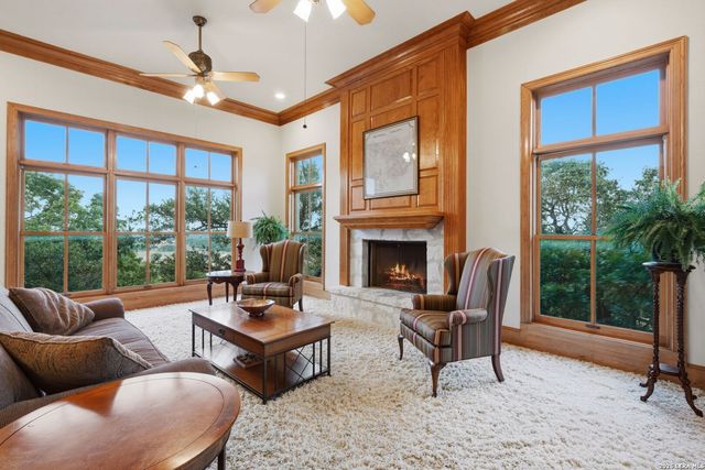7419 SECRETARIAT LN, Fair Oaks Ranch, TX 78015
