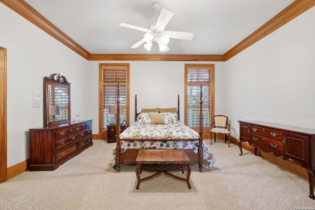 7419 SECRETARIAT LN, Fair Oaks Ranch, TX 78015