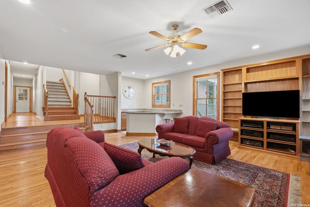 7419 SECRETARIAT LN, Fair Oaks Ranch, TX 78015