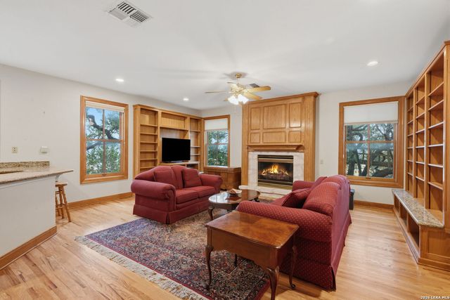 7419 SECRETARIAT LN, Fair Oaks Ranch, TX 78015