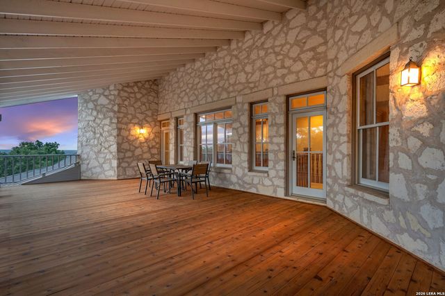 7419 SECRETARIAT LN, Fair Oaks Ranch, TX 78015