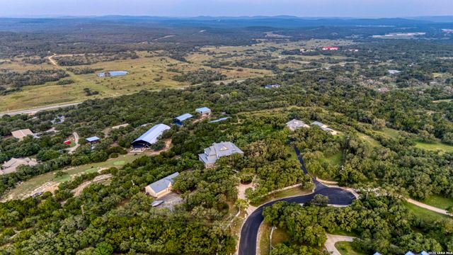 7419 SECRETARIAT LN, Fair Oaks Ranch, TX 78015