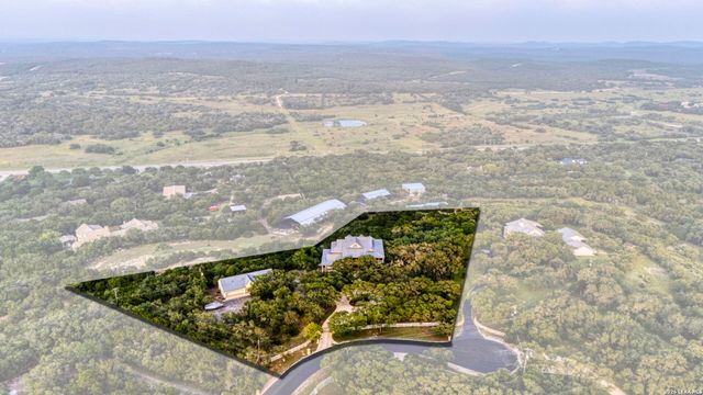 7419 SECRETARIAT LN, Fair Oaks Ranch, TX 78015