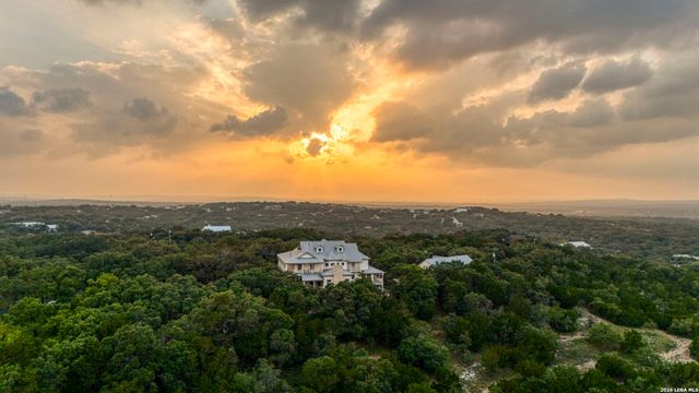 7419 SECRETARIAT LN, Fair Oaks Ranch, TX 78015