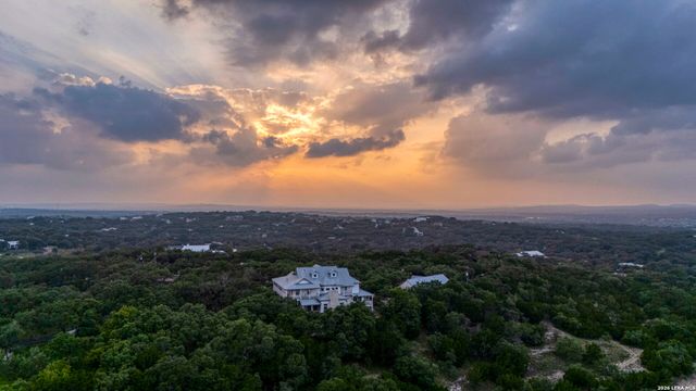 7419 SECRETARIAT LN, Fair Oaks Ranch, TX 78015