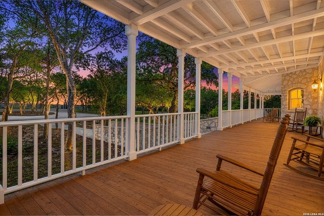 7419 SECRETARIAT LN, Fair Oaks Ranch, TX 78015