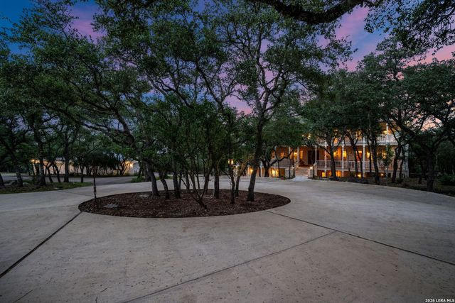 7419 SECRETARIAT LN, Fair Oaks Ranch, TX 78015