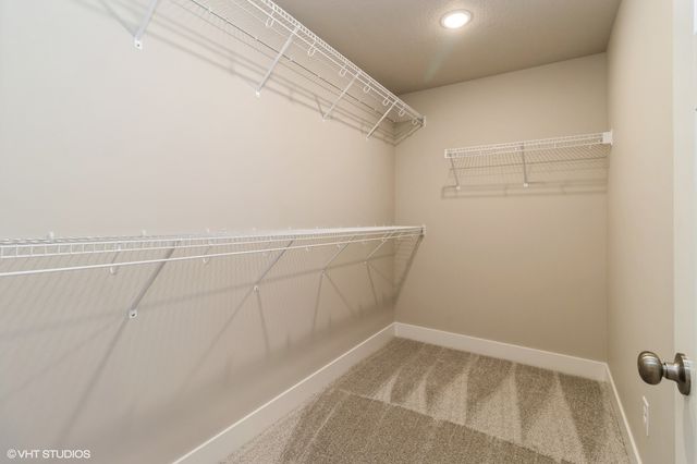 136 Creekside Drive, Bondurant, IA 50035